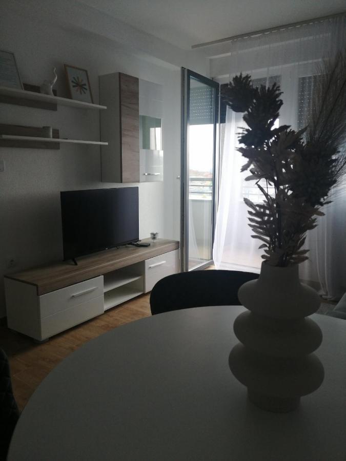 Apartmani Sunlight Vrnjacka Banja Bilik gambar